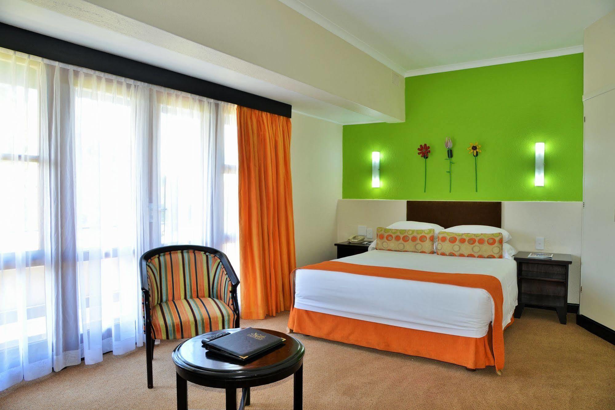 Protea Hotel Winkler وايت ريفر المظهر الخارجي الصورة