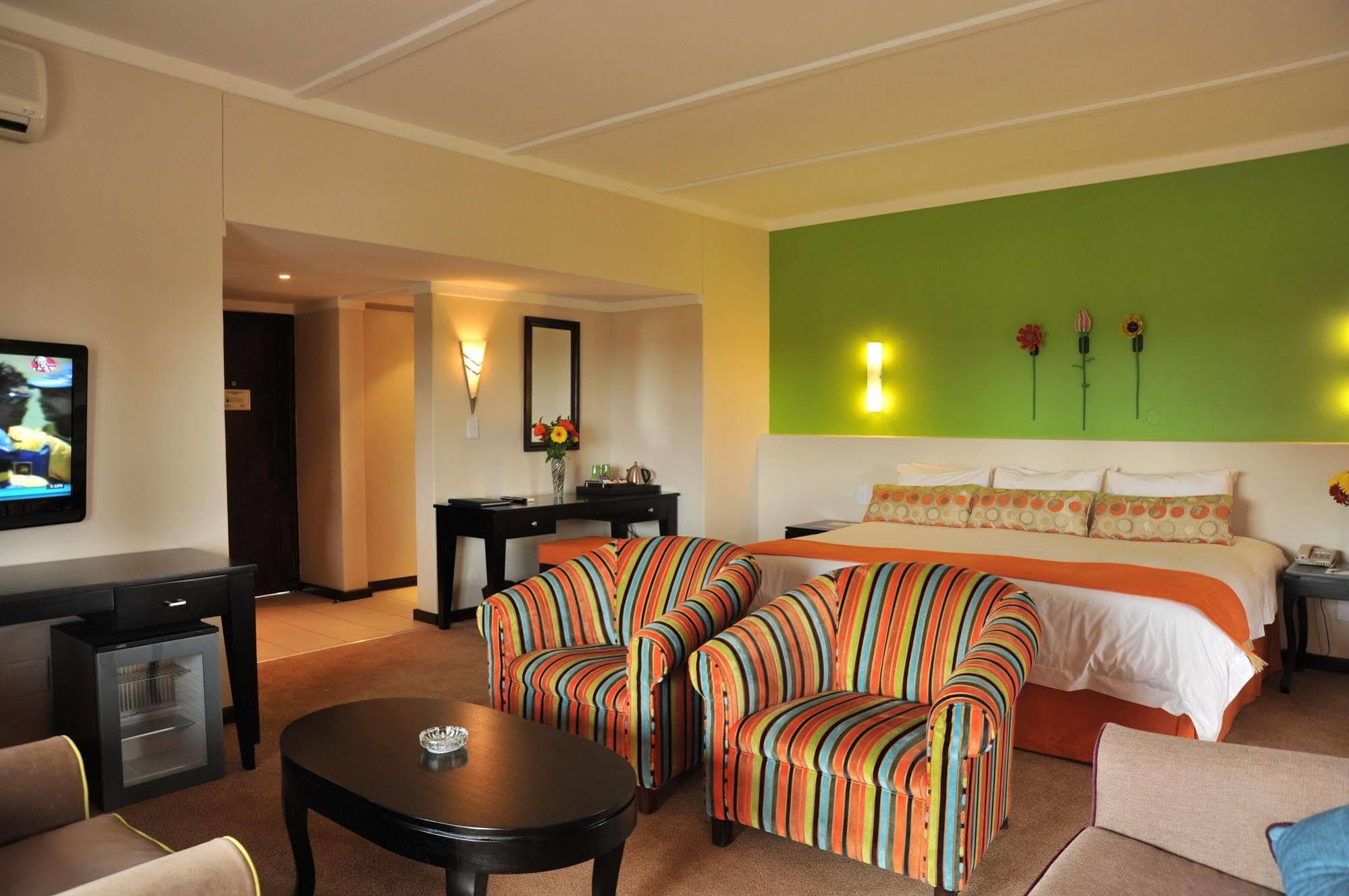 Protea Hotel Winkler وايت ريفر المظهر الخارجي الصورة